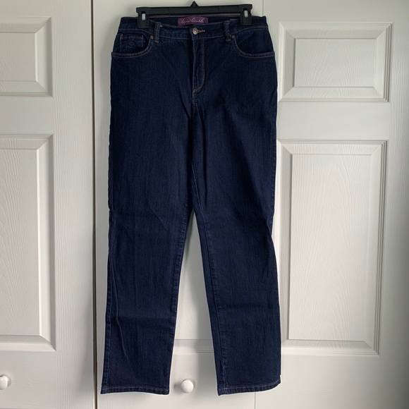 Gloria Vanderbilt Amanda Jeans. EUC. - Picture 2 of 14
